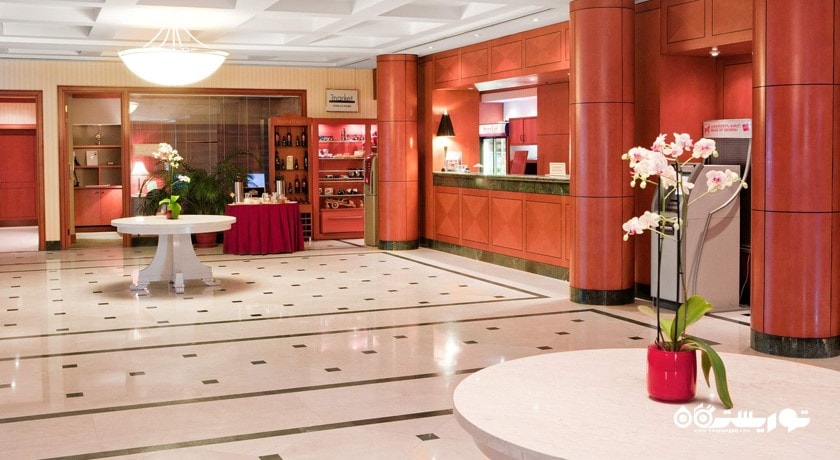 نمای لابی هتل کورت یارد تفلیس