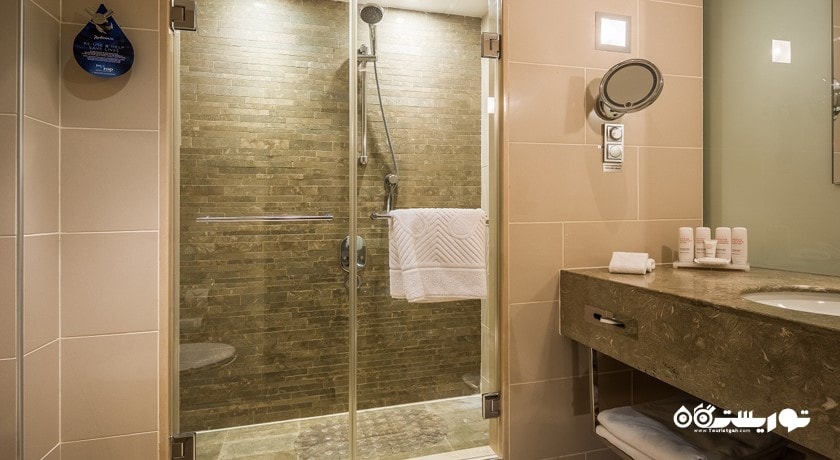 حمام و سرویس بهداشتی اتاق ها