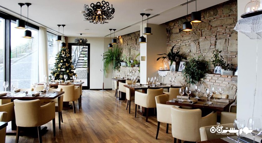 نمای رستوران غذای محلی سیتادل