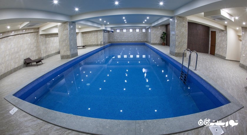 استخر سرپوشیده هتل استوریا