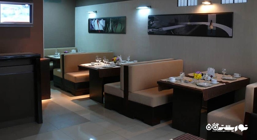 نمای رستوران هتل ایلیانی