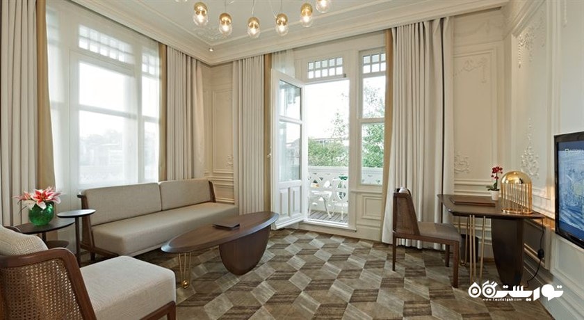 محوطه نشیمن سوئیت دلوکس