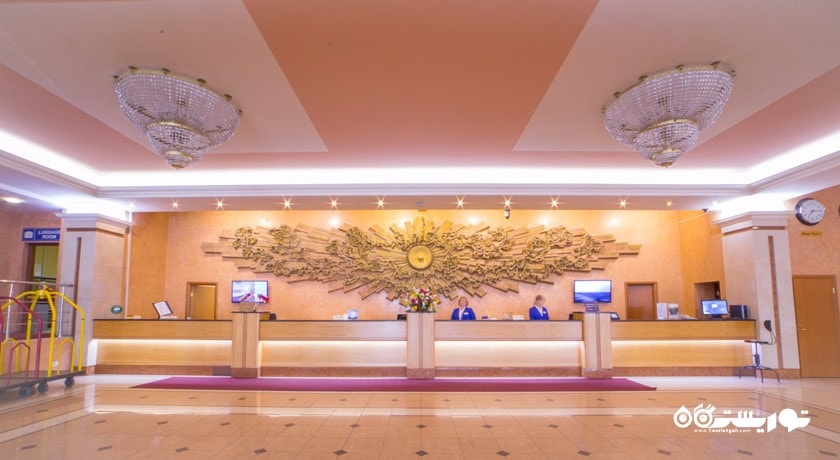 میز پذیرش هتل مسکو
