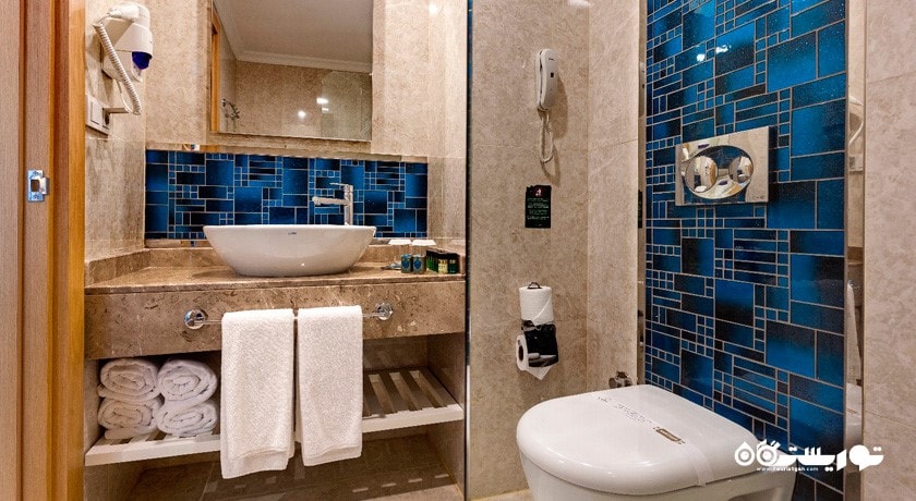 حمام و سرویس بهداشتی اتاق ها