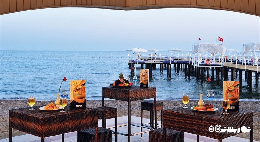 چشم انداز زیبای بار آلستا بیچ