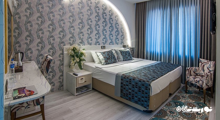 نمای تخت بزرگ اتاق دلوکس