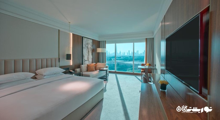 نمای تخت بزرگ سوئیت گرند