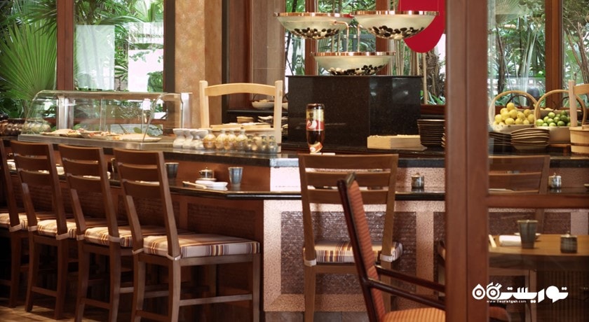 نمای رستوران ژاپنی سوشی