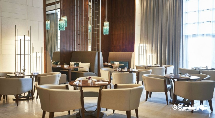 دیلی تریتز هتل د وستین دبی الحبتور