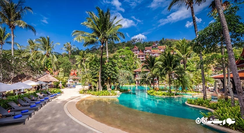 استخر روباز هتل تاورن بیچ