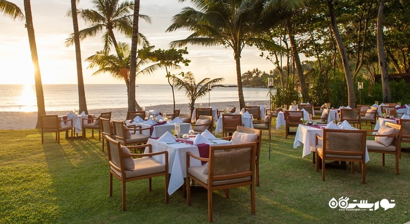 محوطه فضای باز رستوران بیچ