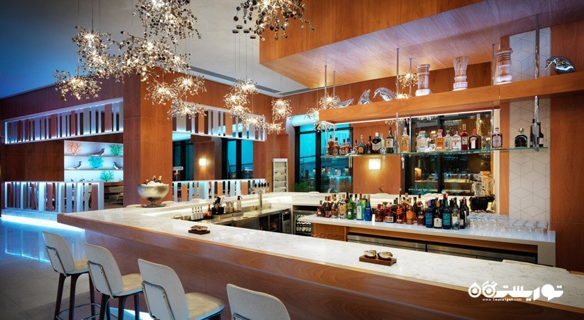 نمای بار و لانج وایت سیتی