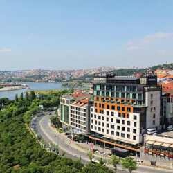 هتل موونپیک استانبول گلدن هورن