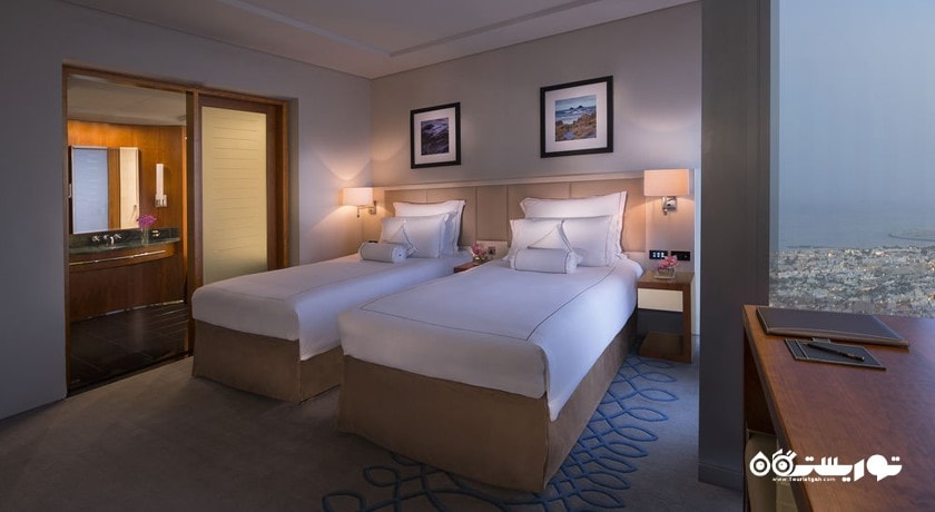 تخت های توئین سوئیت کلاب جونیور