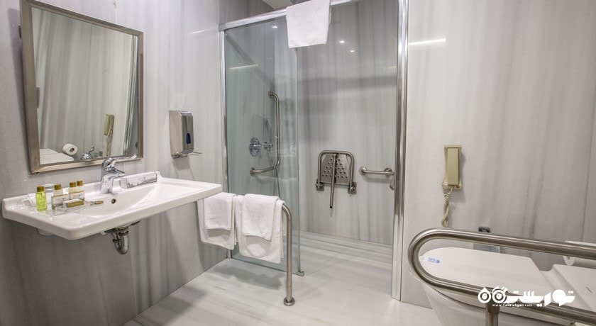 حمام و سرویس بهداشتی اتاق ها