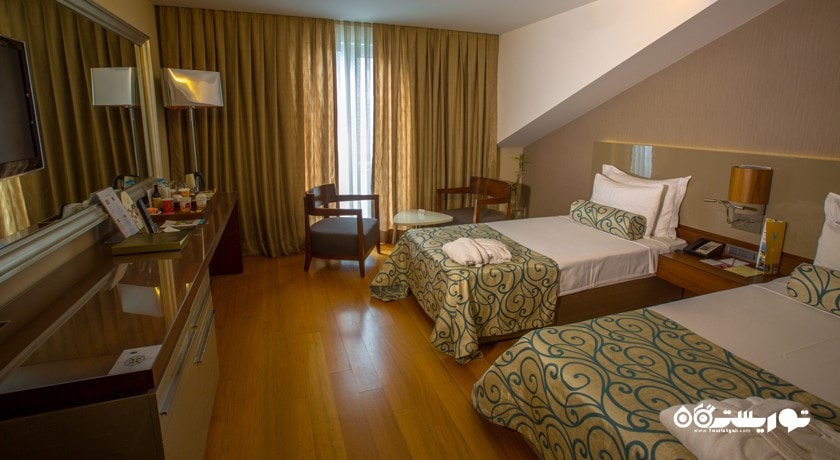 اتاق دلوکس با چشم انداز دریا
