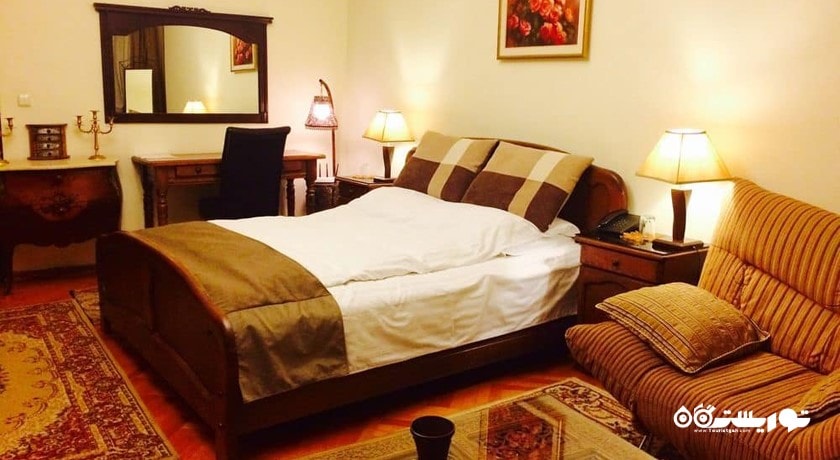 نمای تخت بزرگ سوئیت جونیور