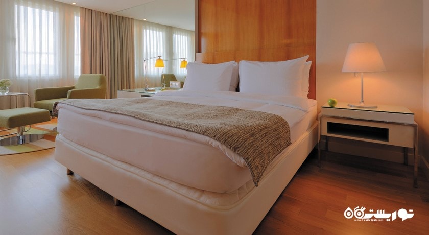 نمای تخت بزرگ اتاق استاندارد