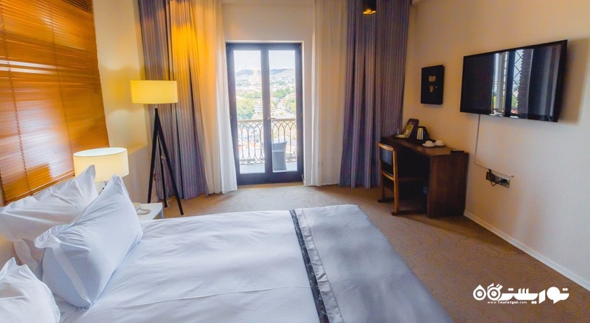 نمای تخت بزرگ اتاق استاندارد