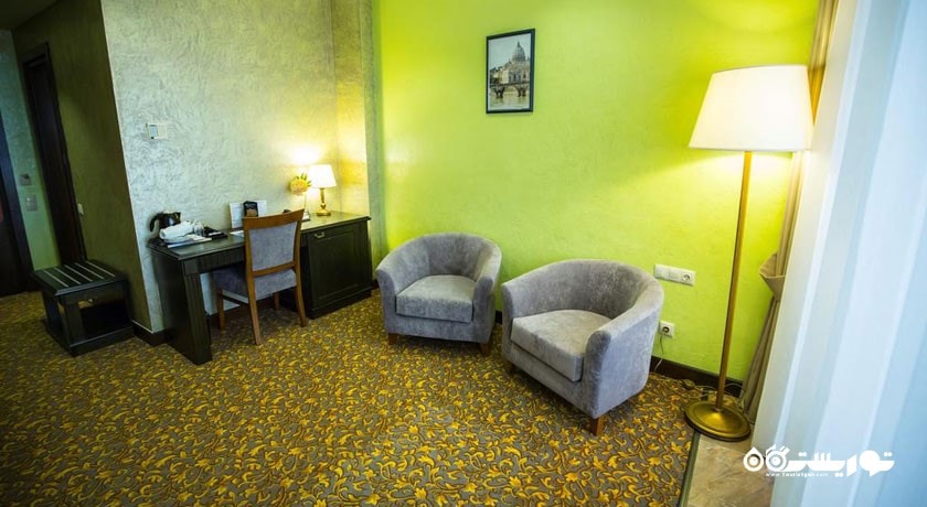 محوطه نشیمن اتاق کانکتد