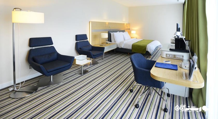 اتاق بیزینس هتل رادیسون بلو