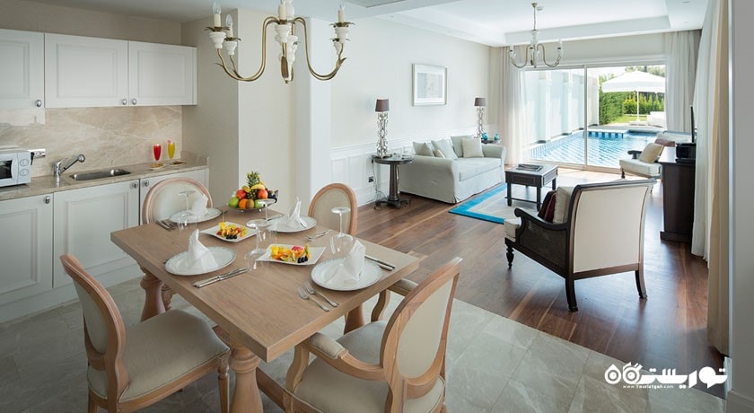 میز غذاخوری ویلا دیزاین پول