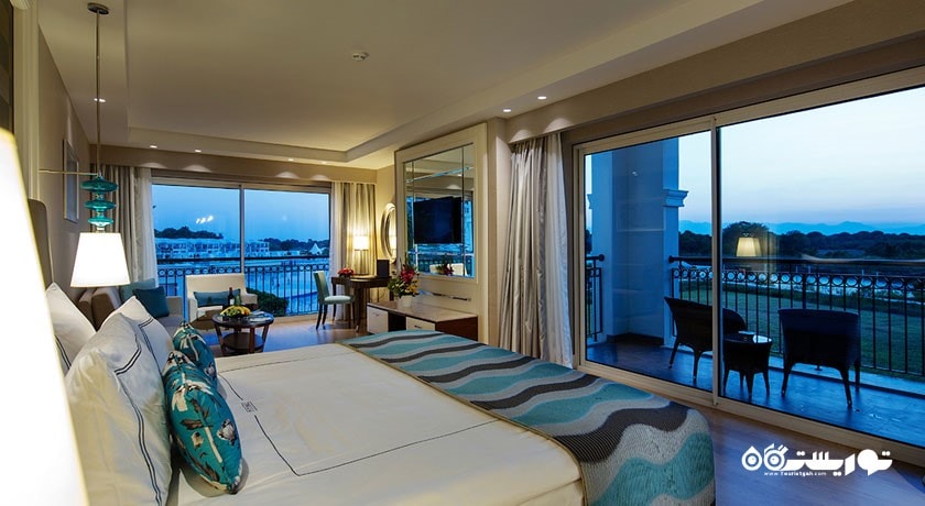 نمای تخت بزرگ اتاق ریور ساید