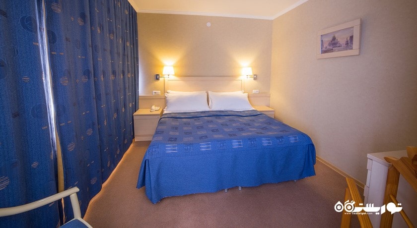 نمای تخت بزرگ سوئیت بیزینس