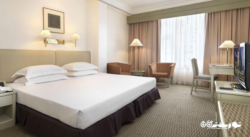 تخت بزرگ اتاق دلوکس فمیلی