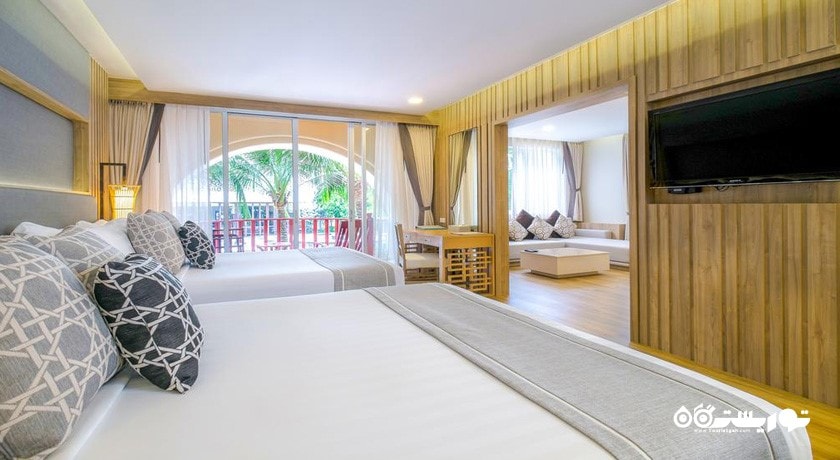 نمای تخت بزرگ اتاق فمیلی