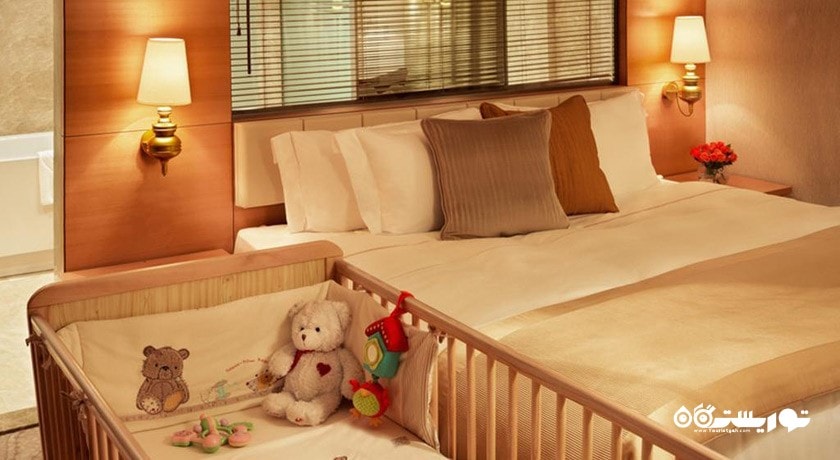 نمای تخت بزرگ سوئیت اگزکیوتیو