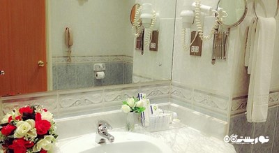 حمام و سرویس بهداشتی اتاق ها
