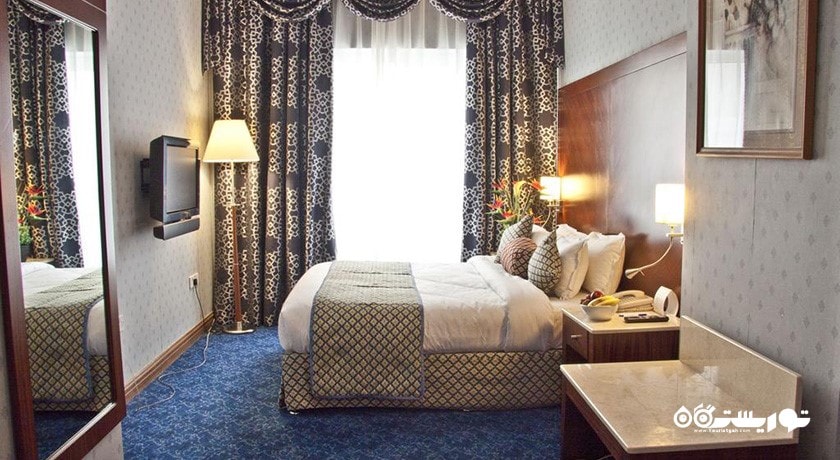 نمای تخت بزرگ سوئیت اگزکیوتیو