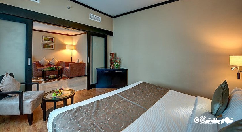 نمای تخت بزرگ سوئیت اگزکیوتیو