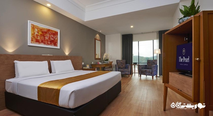 نمای تخت بزرگ اتاق دلوکس