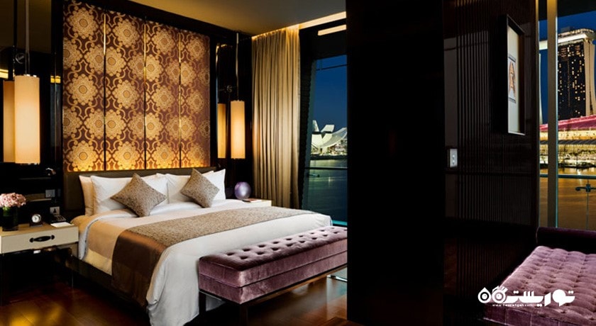 نمای تخت بزرگ سوئیت هتل