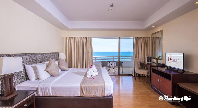 نمای تخت بزرگ سوئیت اگزکیوتیو