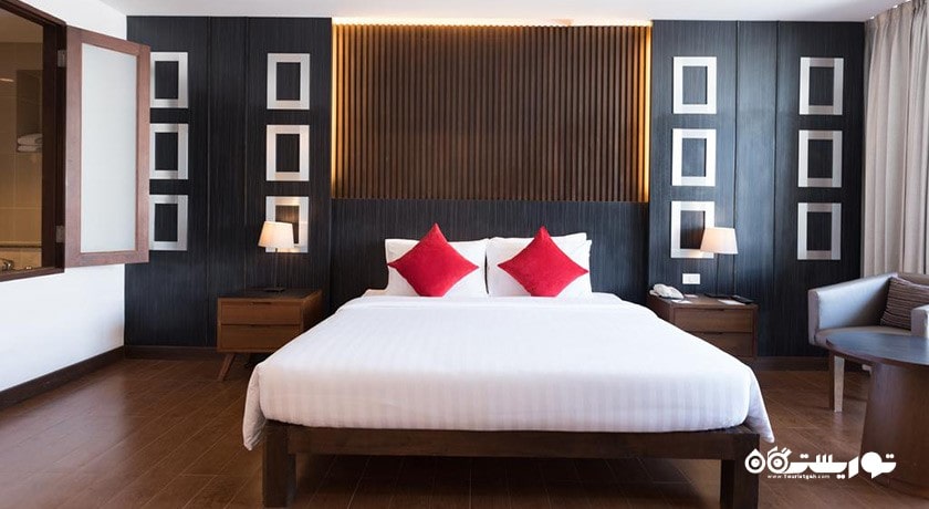 نمای تخت بزرگ سوئیت جونیور