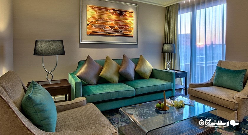 محوطه نشیمن سوئیت فمیلی