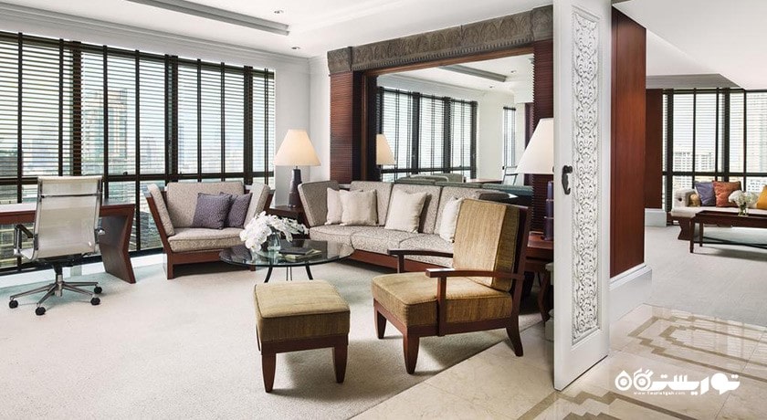 محوطه نشیمن سوئیت رویال