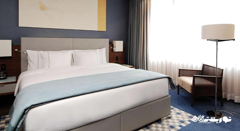 نمای تخت بزرگ سوئیت کلاب