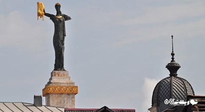 تندیس مدئا (مجسمه یادبود مده آ ) -  شهر باتومی