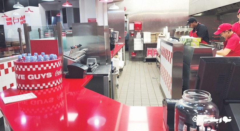 رستوران رستوران فایو گایز برگر اند فرایز شهر دبی 