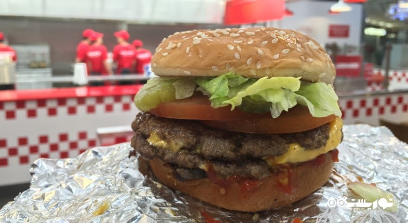 رستوران رستوران فایو گایز برگر اند فرایز شهر دبی 