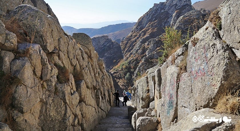 قلعه بابک -  شهر کلیبر