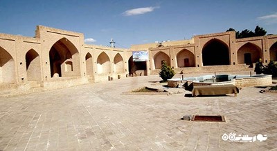  کاروانسرای ابوزید آباد (آبروز شاه عباسی) شهرستان اصفهان استان کاشان
