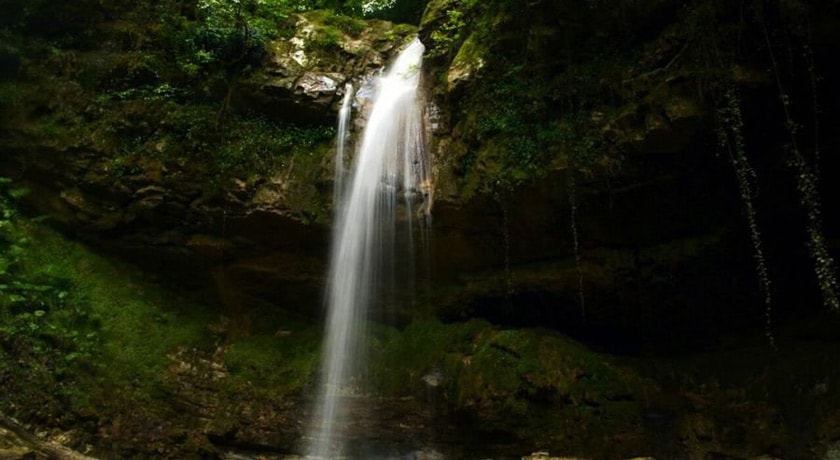  آبشار ولیلا شهرستان مازندران استان پل سفید