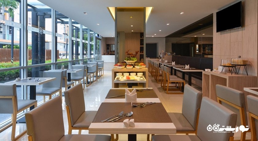 نمای کلی از ل گرس کافه