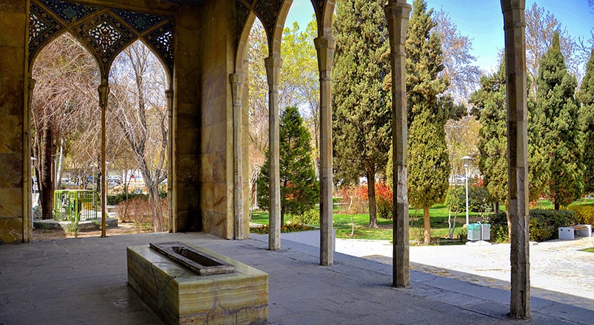  آرامگاه صائب تبریزی شهرستان اصفهان استان اصفهان