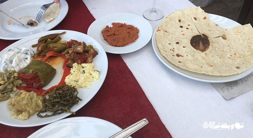 رستوران رستوران نی شهر مارماریس 